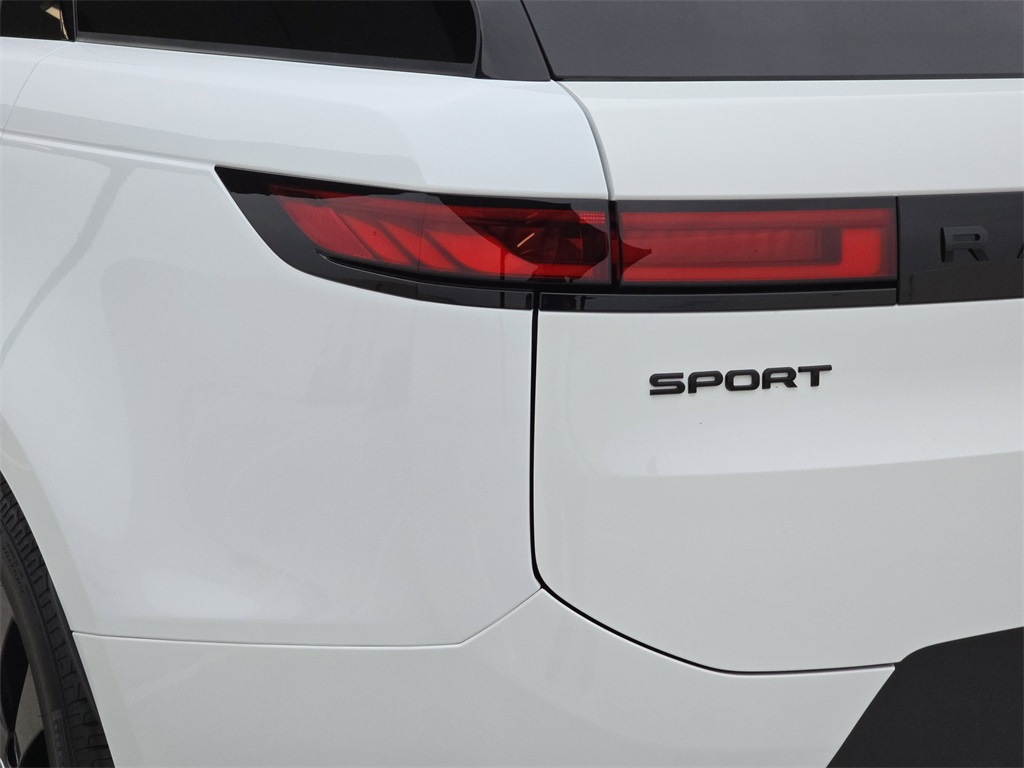 2025 Land Rover Range Rover Sport SE photo 29