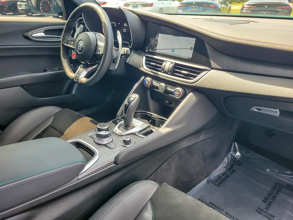 2024 Alfa Romeo Giulia Quadrifoglio photo 20