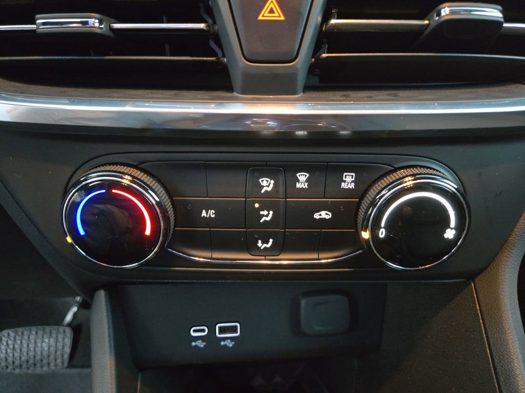 2024 Buick Encore GX Preferred photo 21
