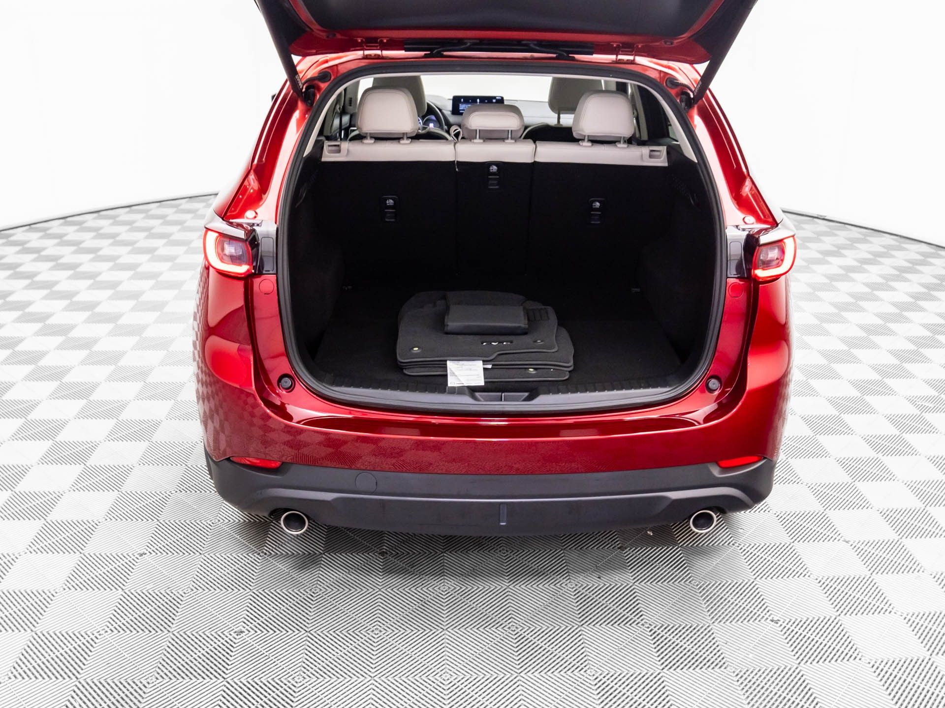 2023 Mazda CX-5 2.5 S Preferred photo 28