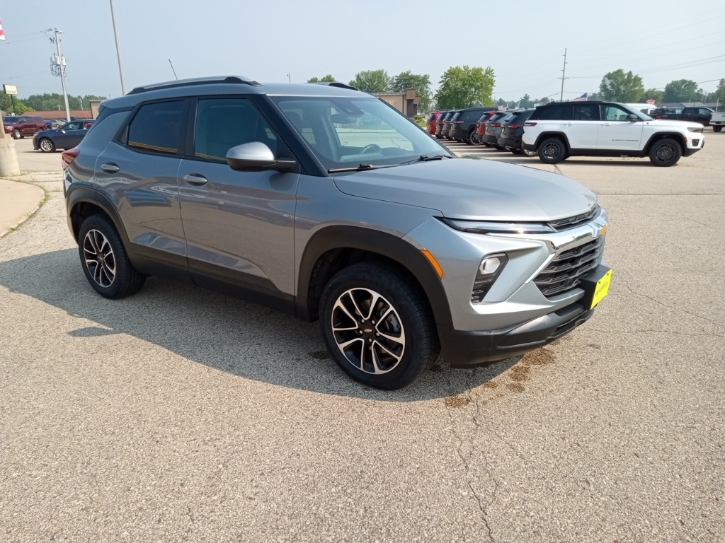 2024 Chevrolet Trailblazer LT photo 4