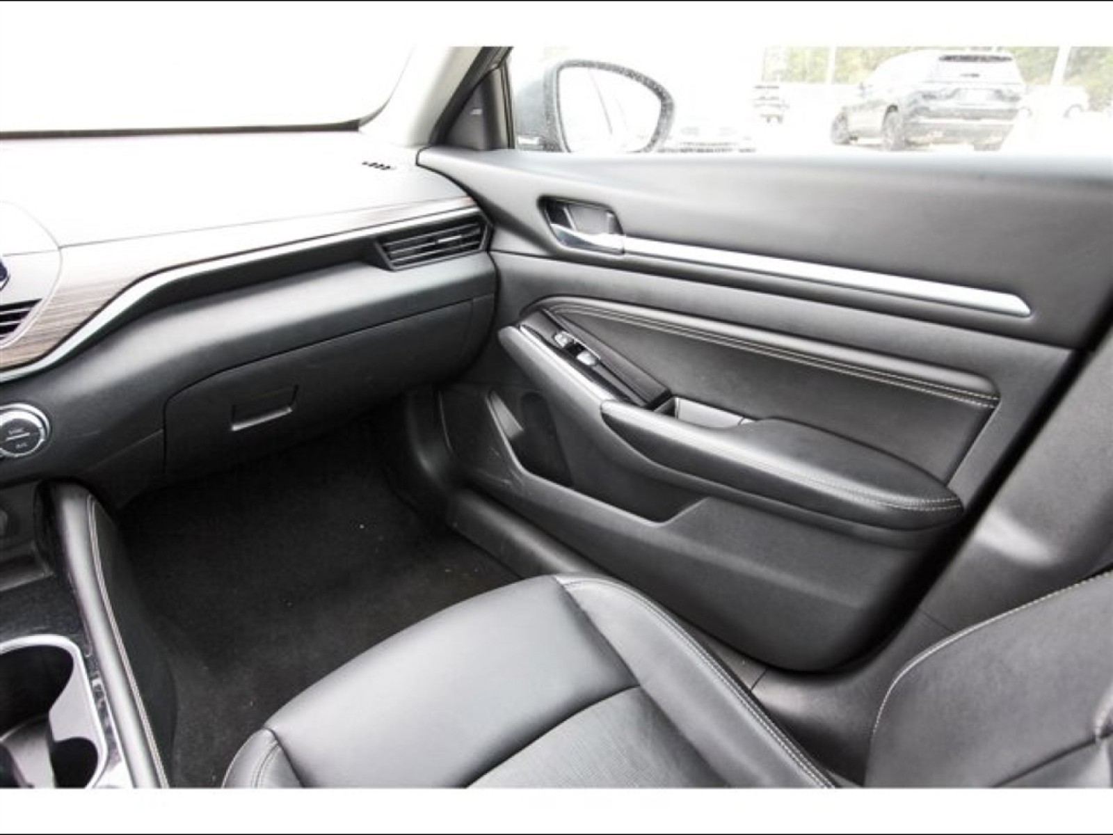 2022 Nissan Altima 2.5 SL - 11