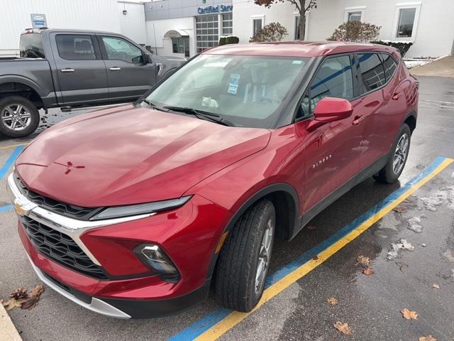 2023 Chevrolet Blazer 2LT photo 2