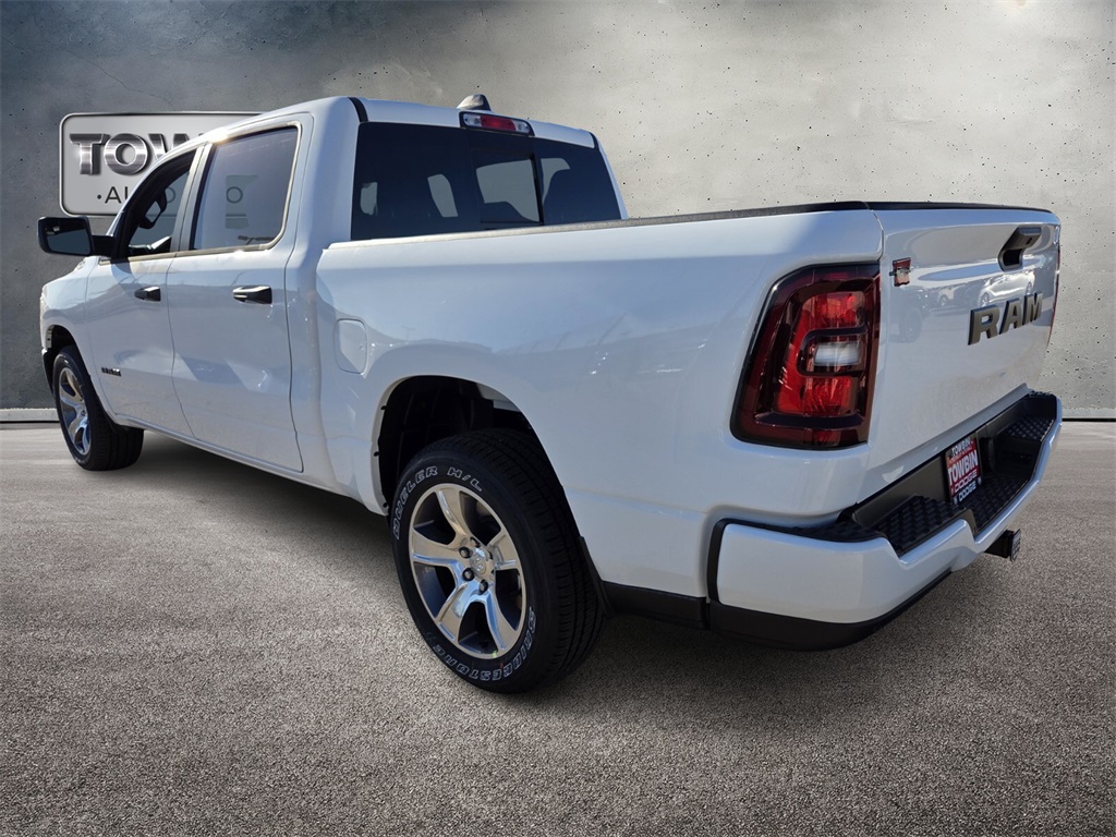 2025 Ram 1500 Tradesman photo 2