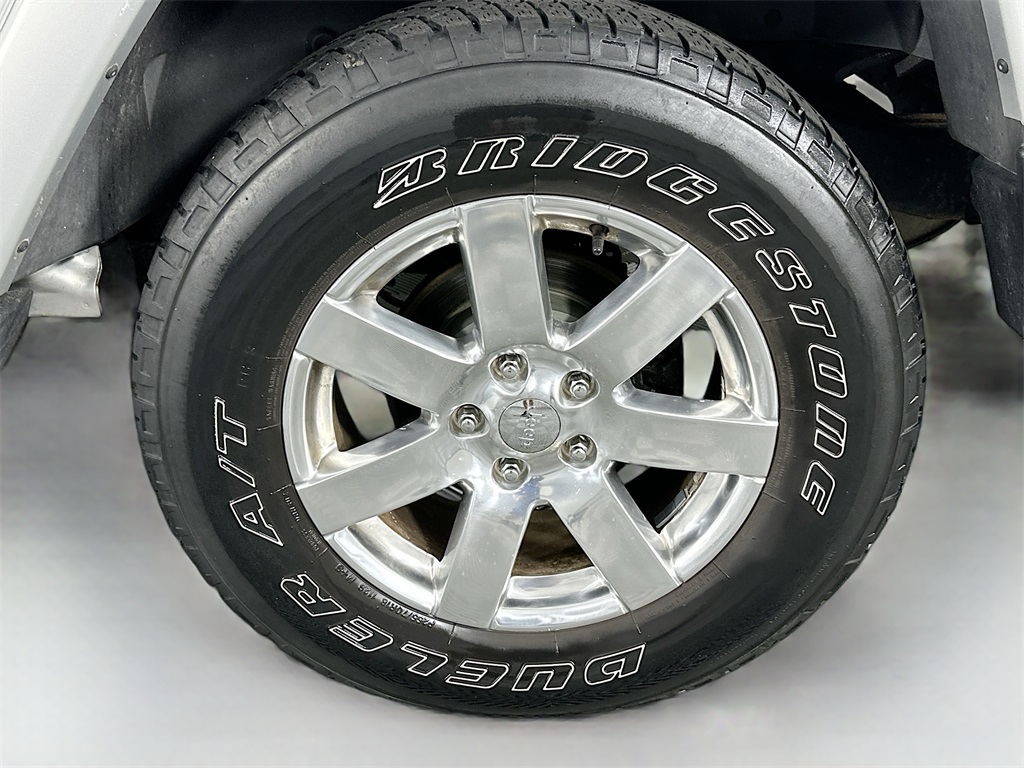 2007 Jeep Wrangler Unlimited Sahara photo 22