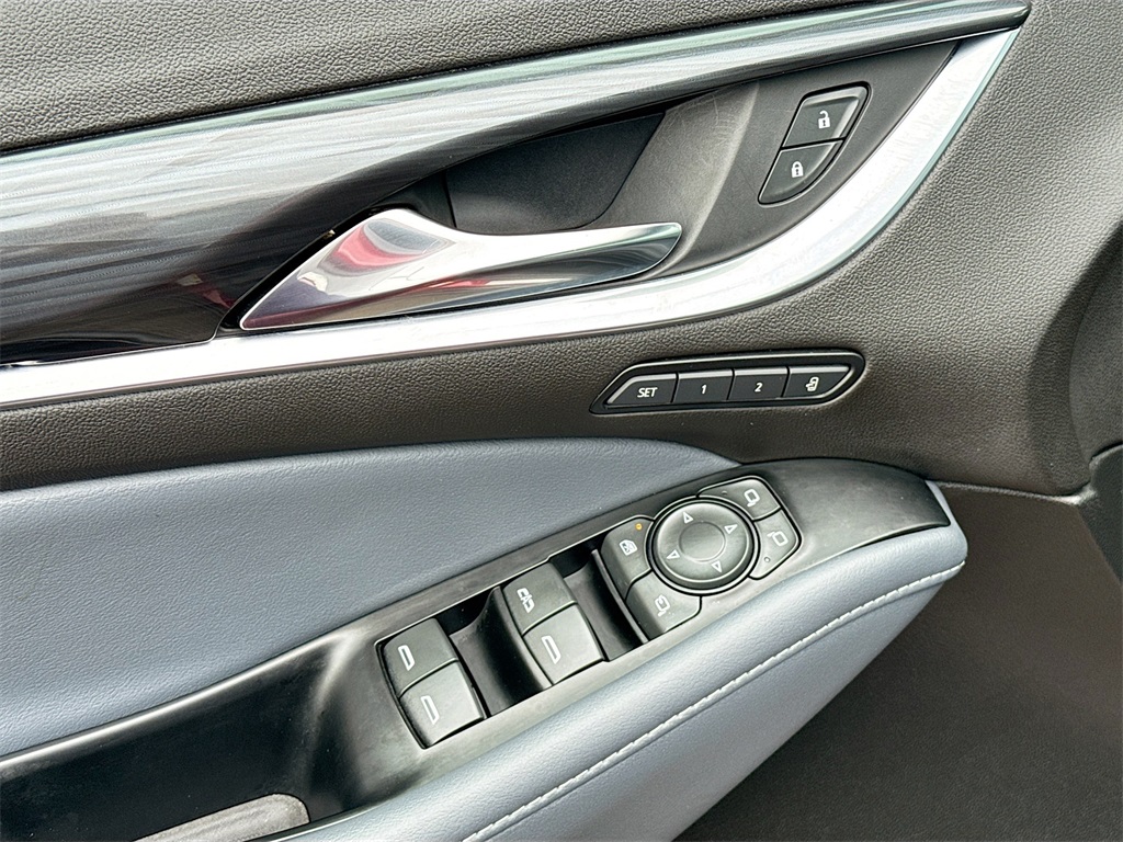 2024 Buick Enclave Premium photo 13