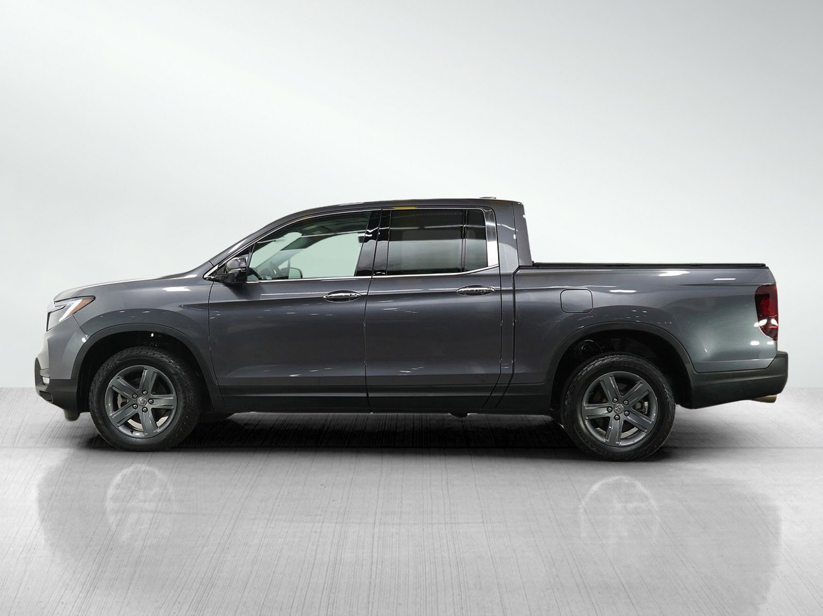 Used 2022 Honda Ridgeline RTL-E with VIN 5FPYK3F71NB004321 for sale in Burnsville, Minnesota