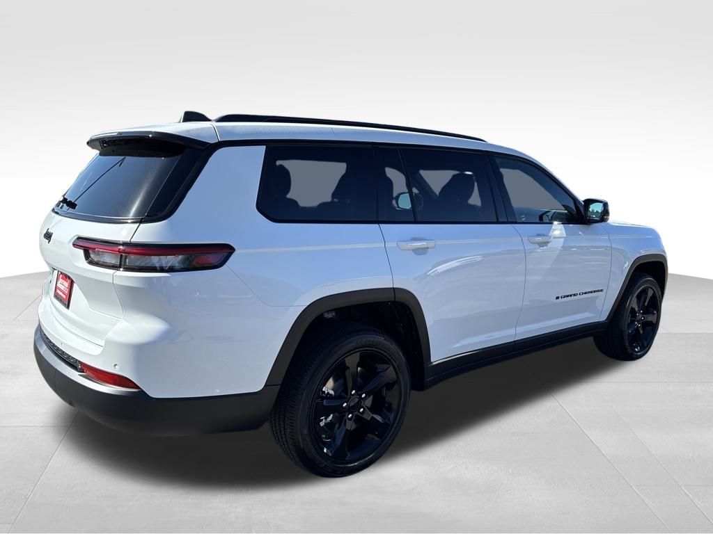 2025 Jeep Grand Cherokee Altitude X photo 5