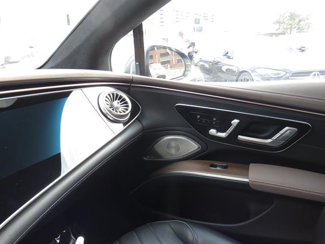 2022 Mercedes Benz EQS Sedan 580 4MATIC photo 17