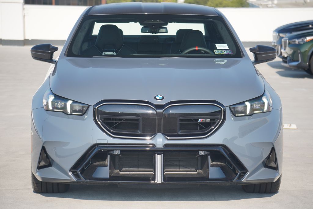 2025 Bmw M5 5 photo 2