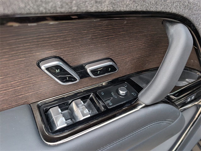 2024 Land Rover Range Rover Sport SE photo 18