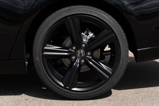 2025 Honda Accord Hybrid Sport-L photo 11