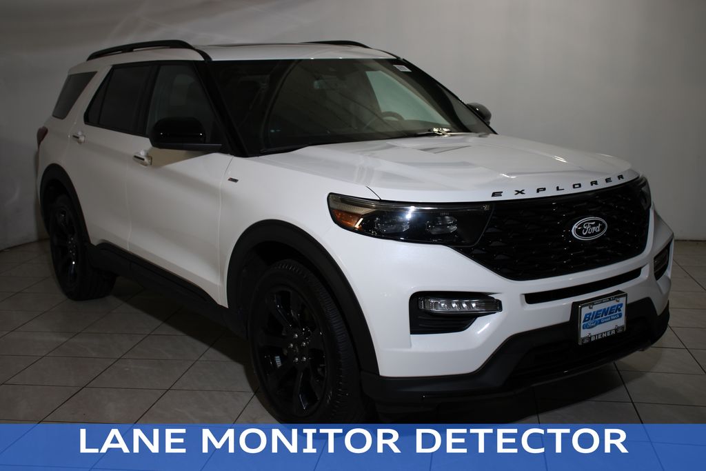 2022 Ford Explorer ST-Line photo 3