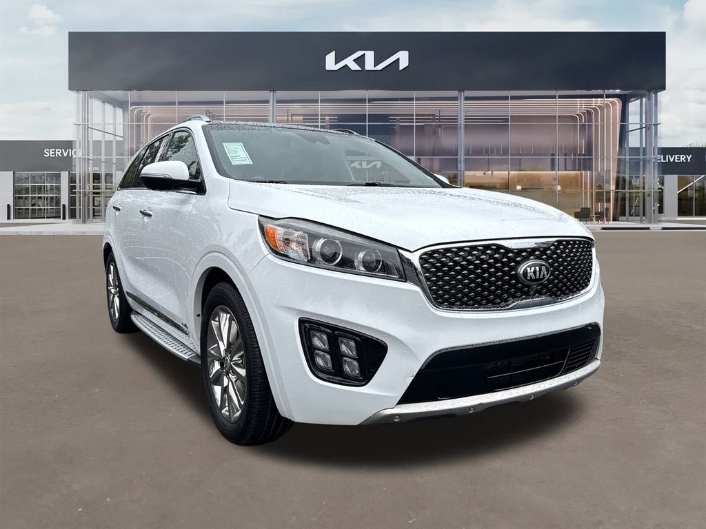 2017 Kia Sorento SXL's photo