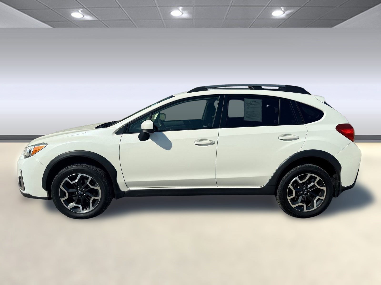 2017 Subaru Crosstrek 2.0i Premium photo 2