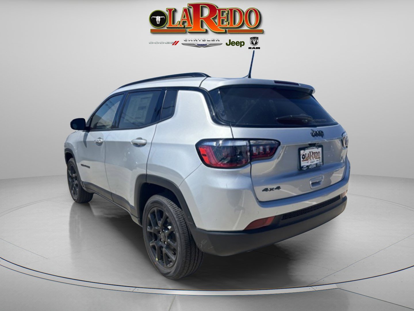 2026 Jeep Compass Latitude Altitude photo 4