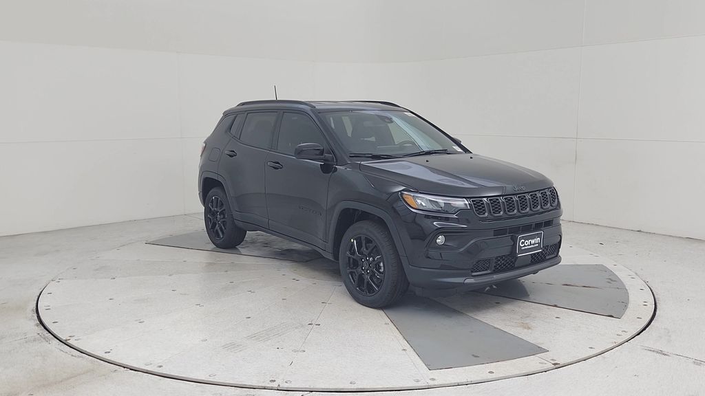 2026 Jeep Compass Latitude photo 4
