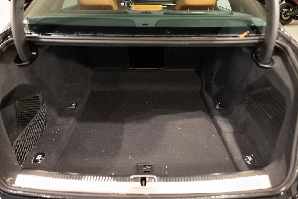 2024 AUDI A8 L - Image 17