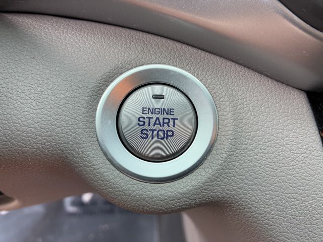 2020 Hyundai Elantra Value Edition photo 27