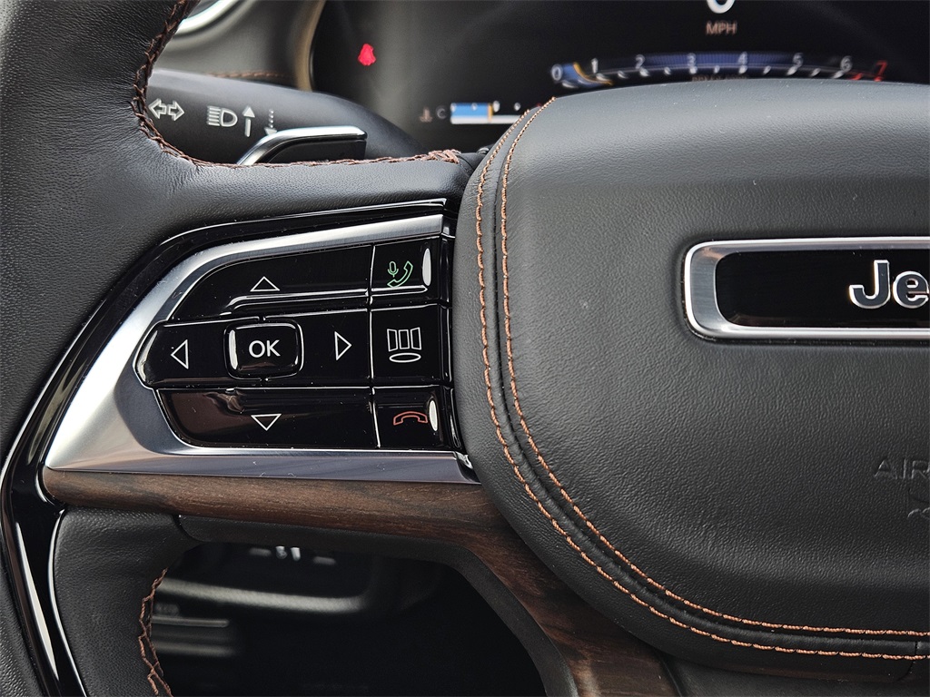2024 Jeep Grand Cherokee L Summit photo 25