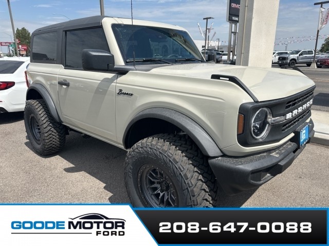 2025 Ford Bronco 2-Door Base's photo