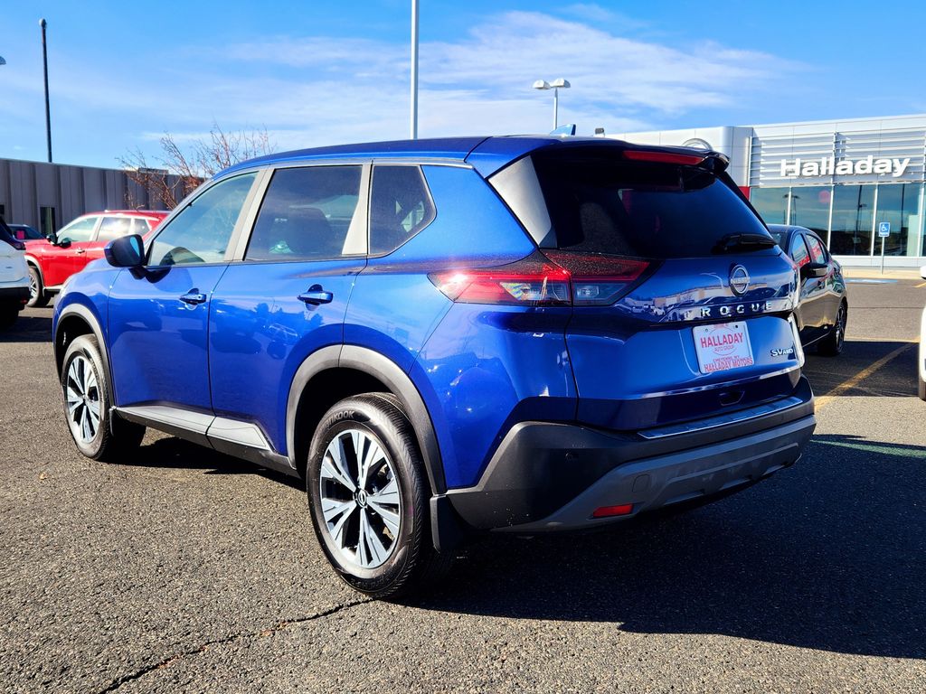 2023 Nissan Rogue SV photo 3