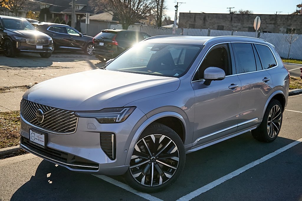 2026 VOLVO XC90 - Image 1