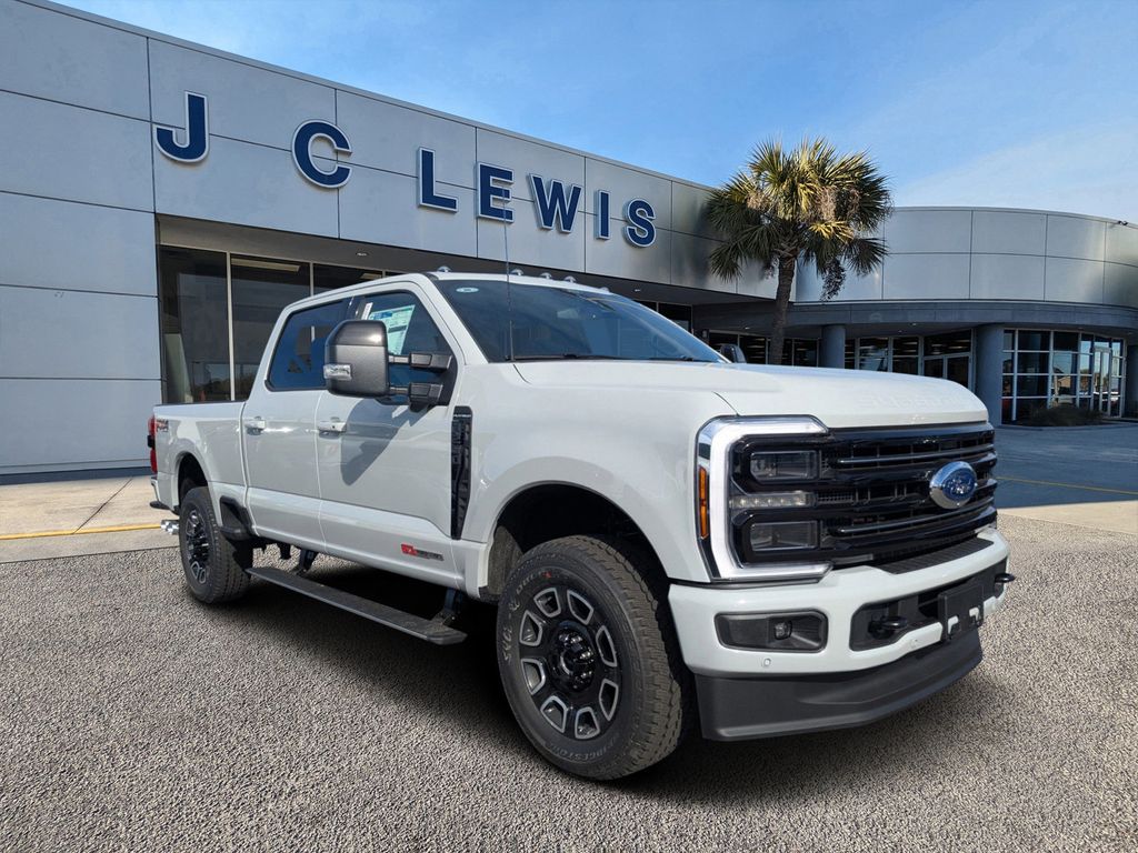 2026 Ford F-250 Super Duty Platinum's photo