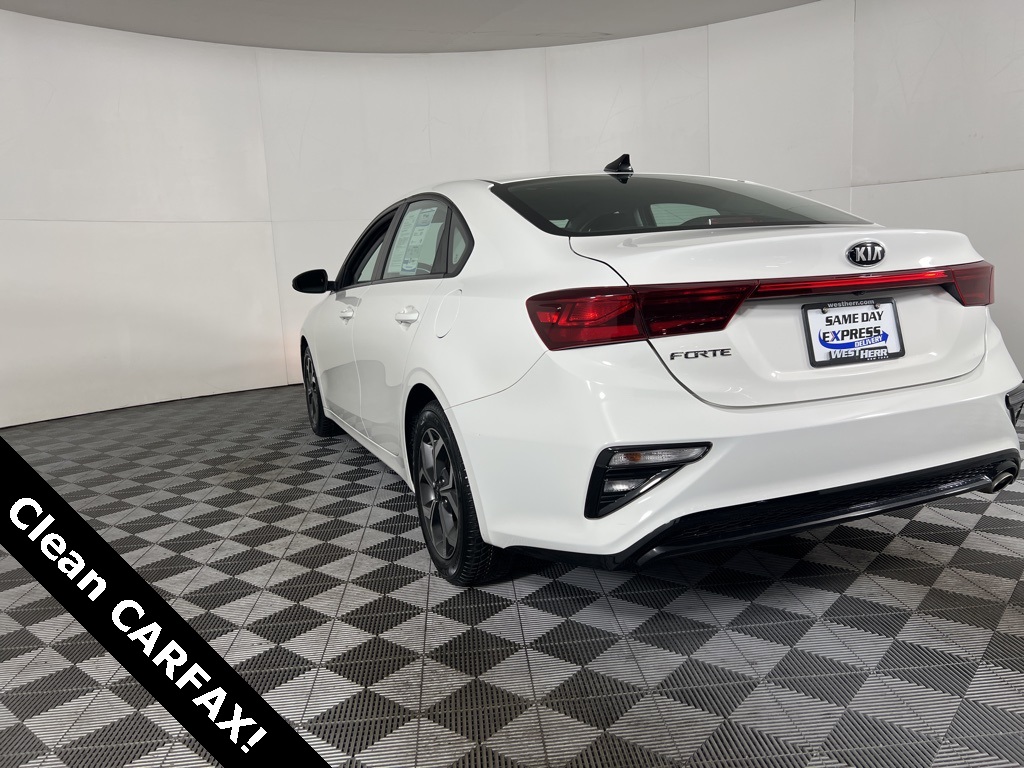 2020 Kia Forte LXS photo 4