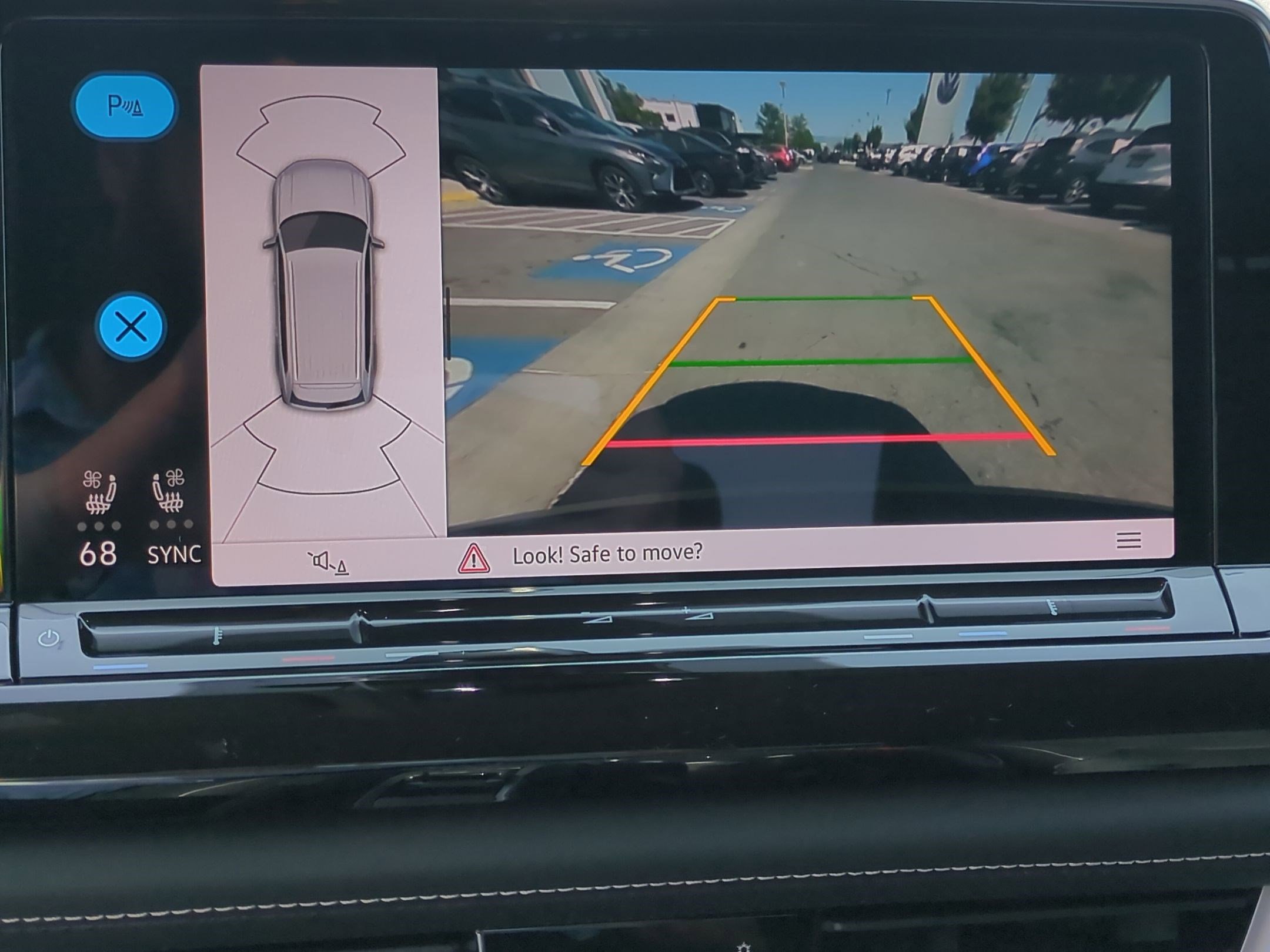 2025 Volkswagen Atlas SE Technology photo 9