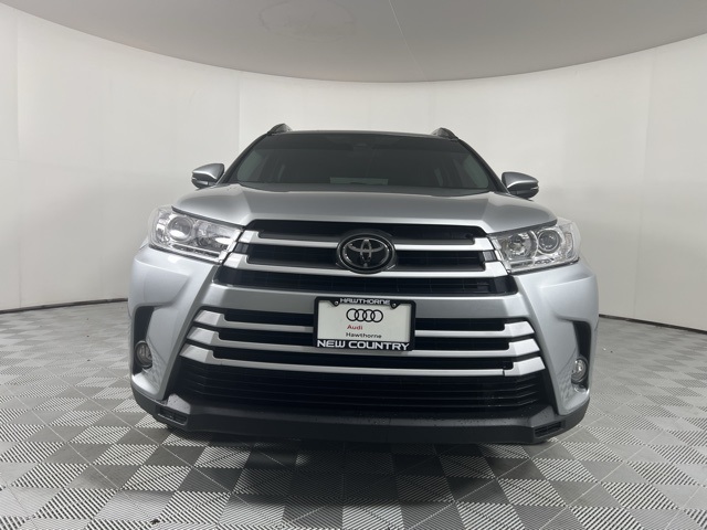 Used 2017 Toyota Highlander LE Plus with VIN 5TDBZRFHXHS458816 for sale in Westport, CT