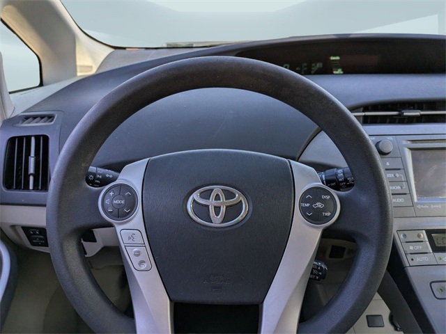2015 Toyota Prius Four photo 24