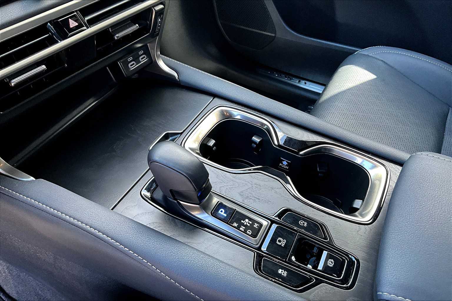 2024 Lexus RX Premium photo 15