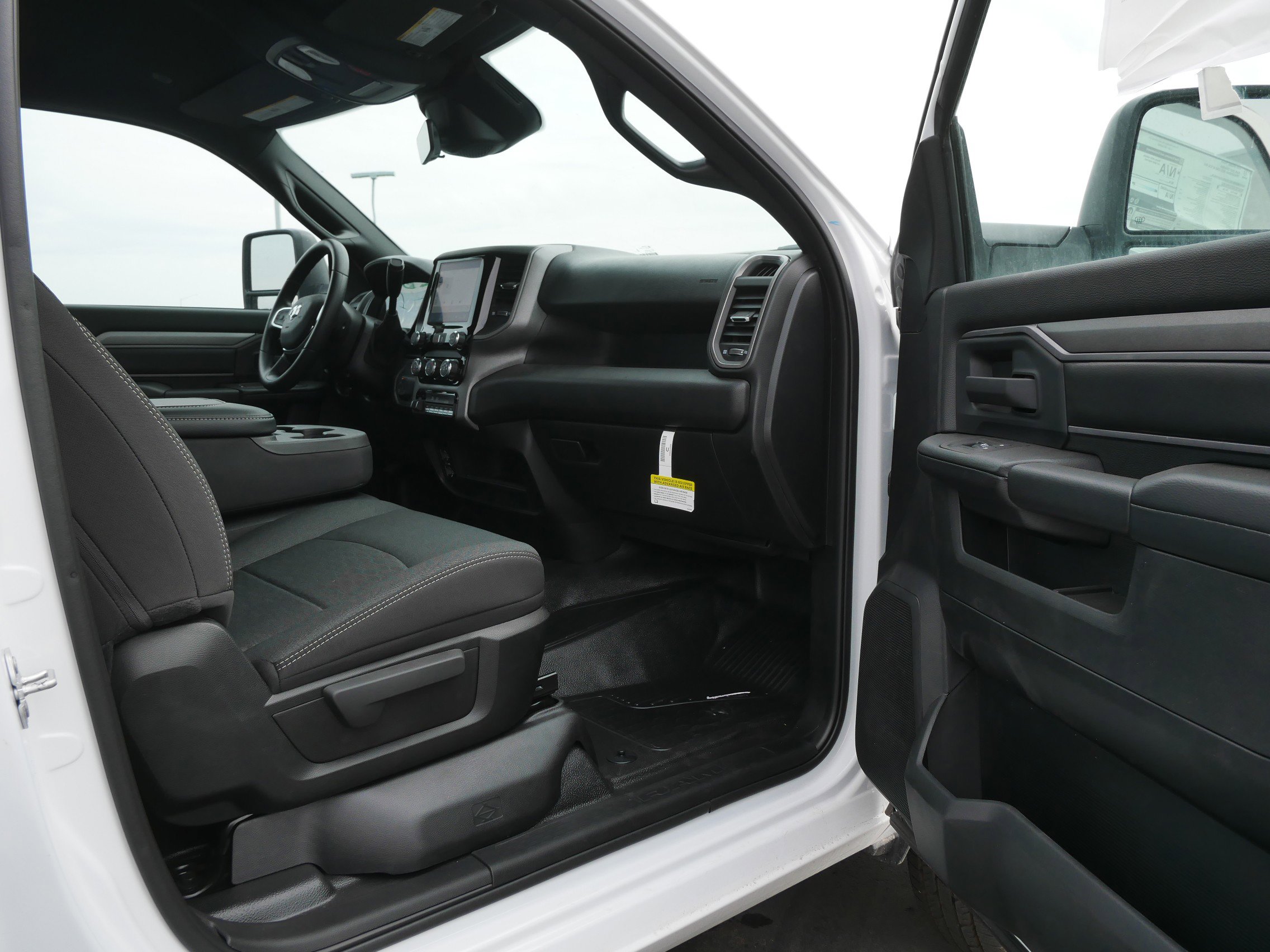 2026 Ram 3500 Tradesman photo 6