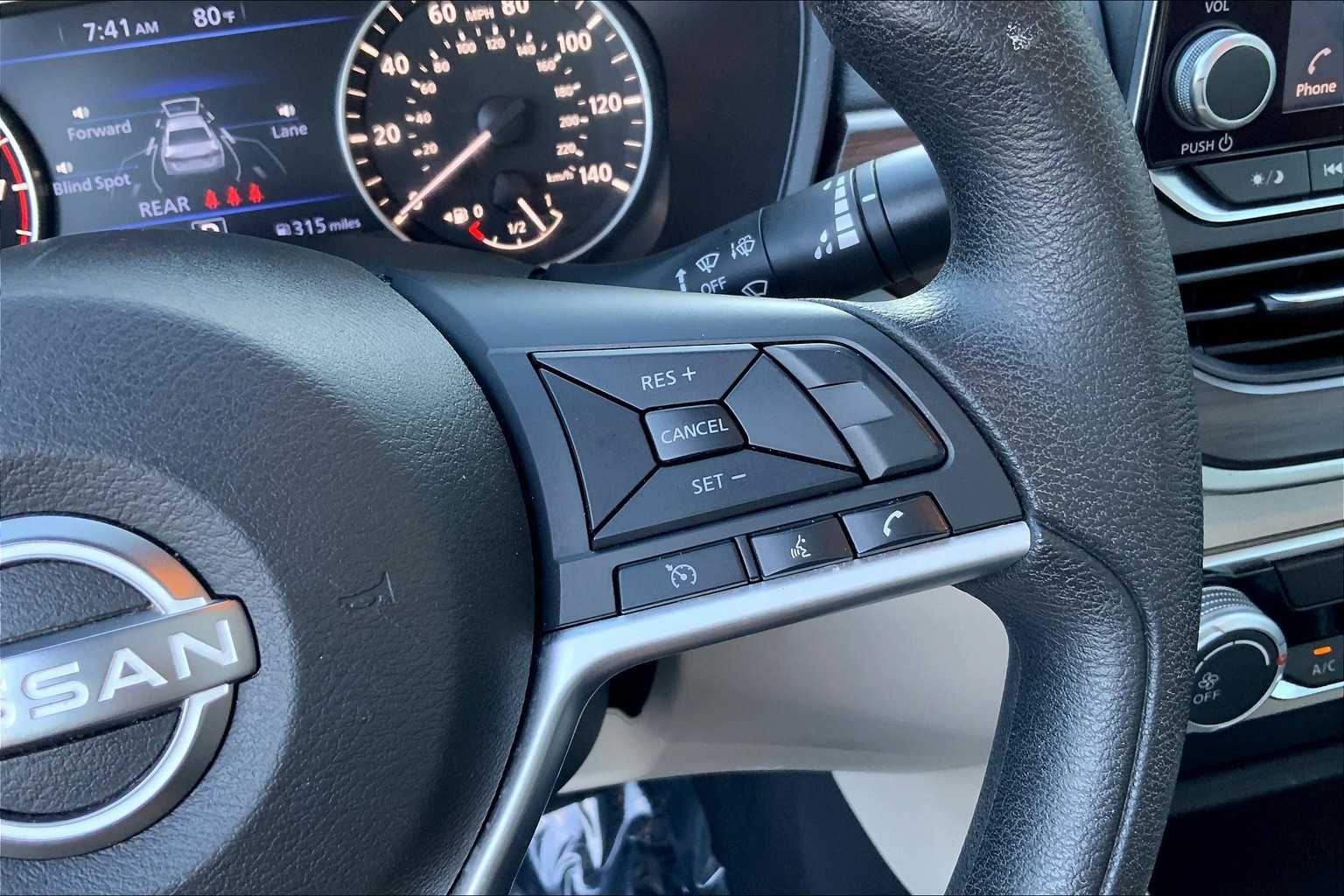 2024 Nissan Altima 2.5 SV photo 23