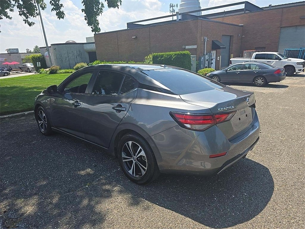 2022 Nissan Sentra SV photo 3