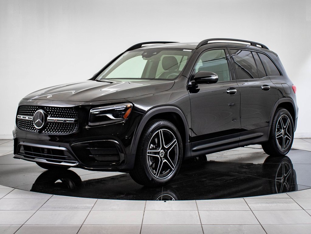 2024 Mercedes-Benz GLB Base's photo