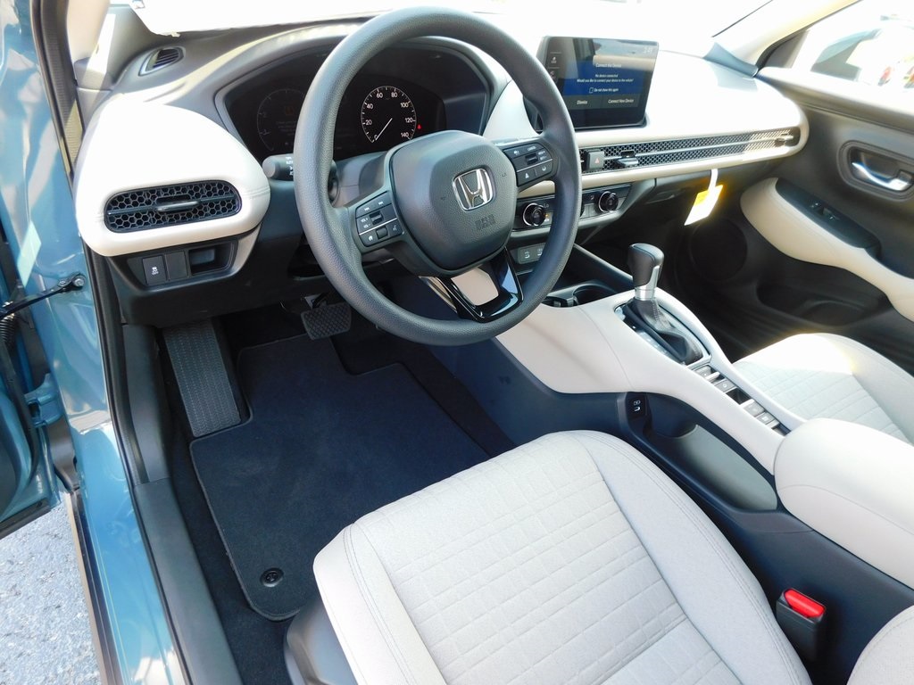 2026 Honda HR-V LX photo 12