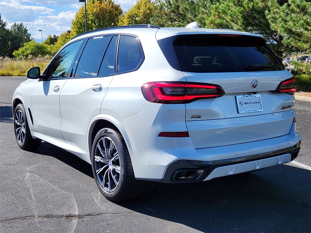2023 Bmw X5 M50i photo 3