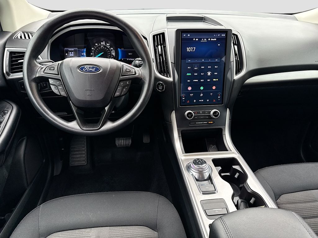 2023 Ford Edge SEL photo 21
