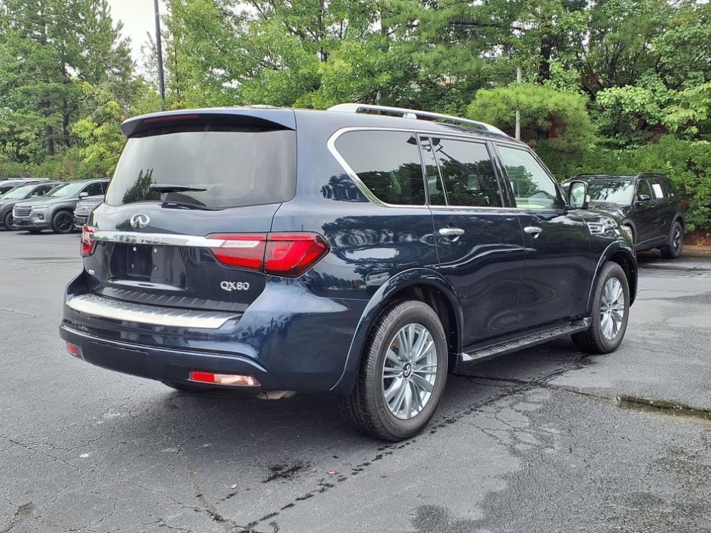 2022 Infiniti QX80 Luxe photo 19