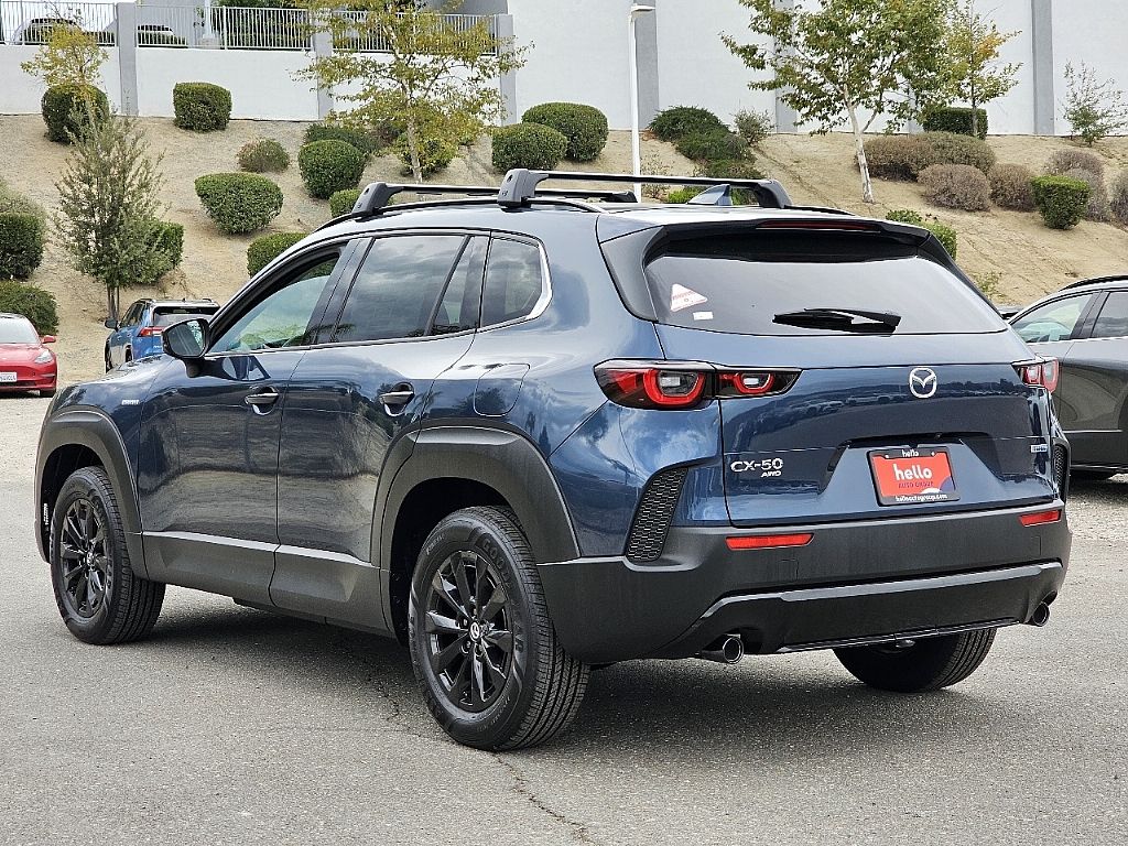 2025 Mazda CX-50 Premium photo 18