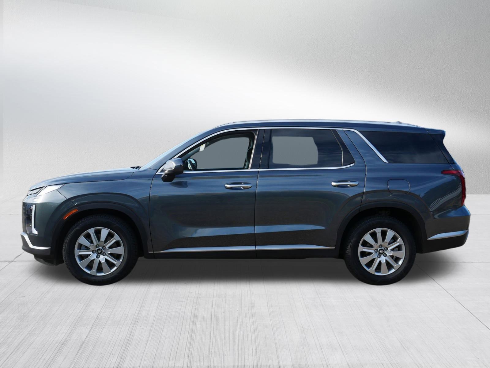 2025 Hyundai Palisade SEL photo 4