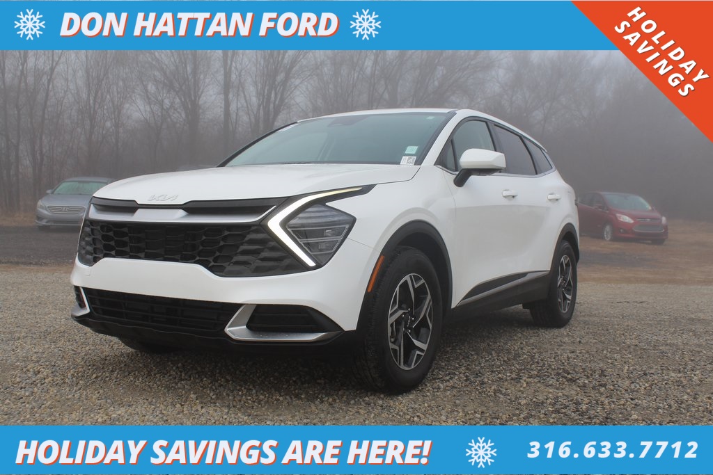 2024 Kia Sportage LX's photo