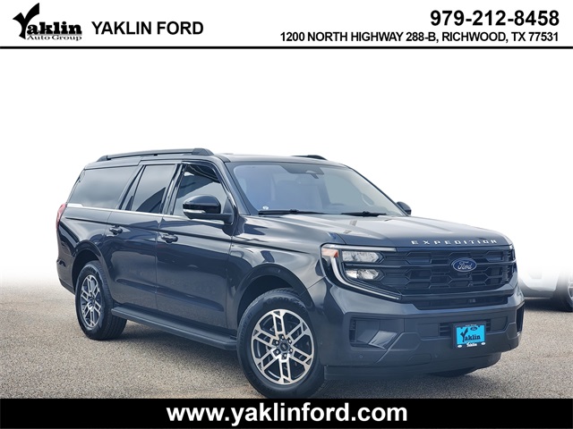 2025 Ford Expedition Active's photo