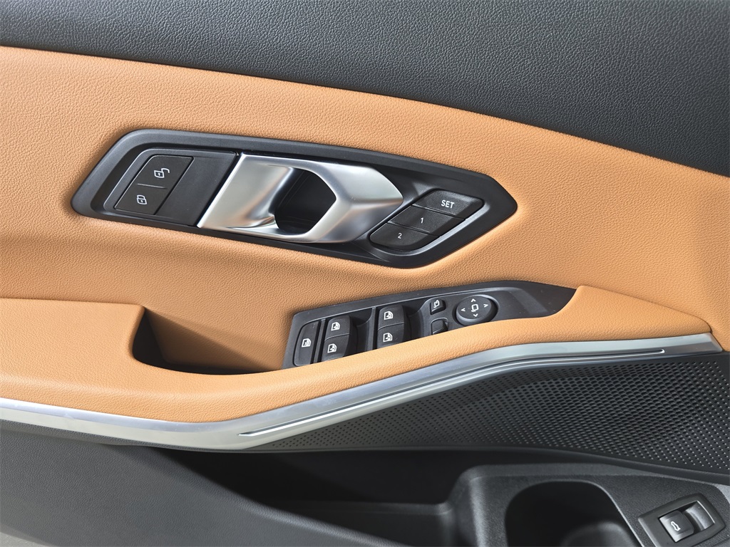 2025 Bmw 330i xDrive Sedan photo 26