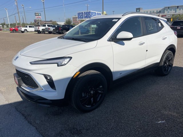 2026 Buick Encore GX Sport Touring photo 3