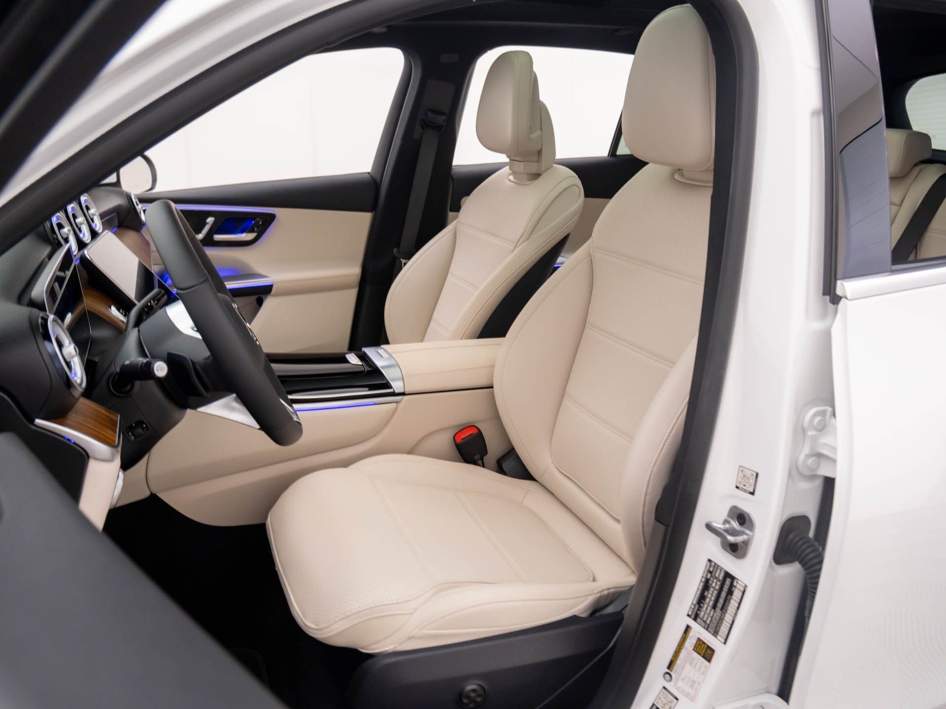 2026 Mercedes Benz GLC 350e 4MATIC photo 16