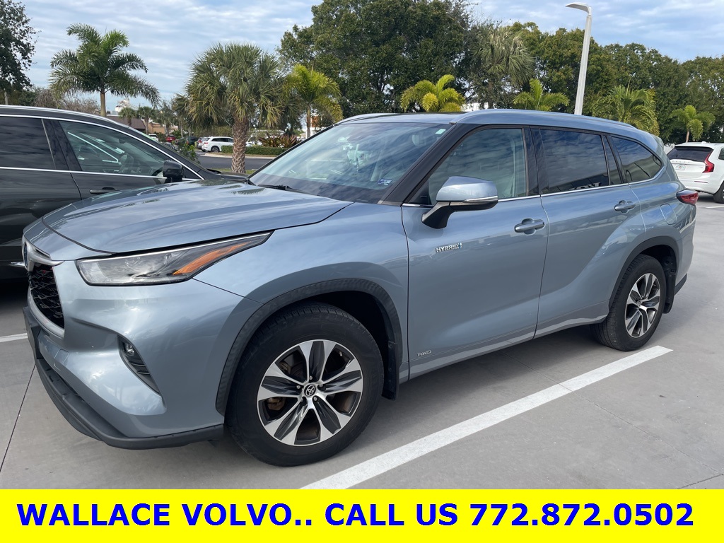 2021 Toyota Highlander XLE's photo