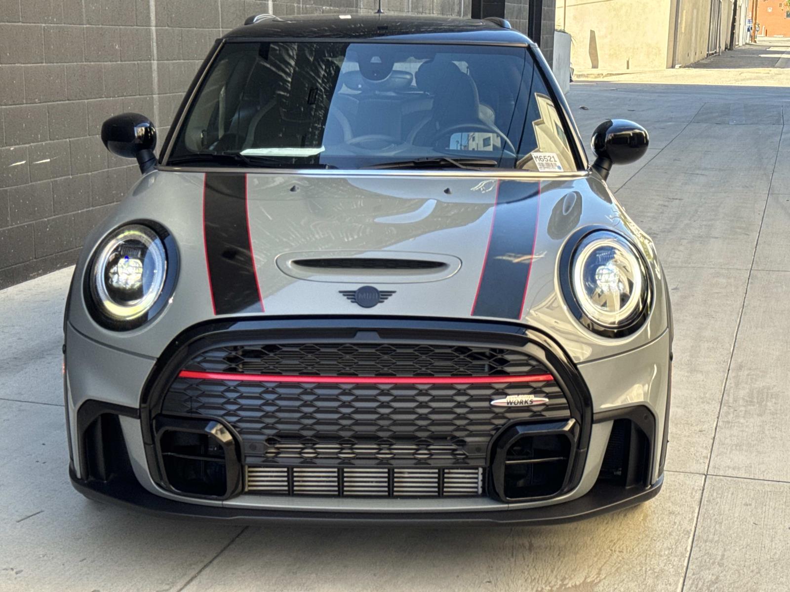 2023 Mini Cooper 2 Door Hardtop photo 3